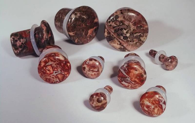 Leopard Jaspis Stein Plugs Single Flare Gauges | Paar von AustinPlugAndTunnel