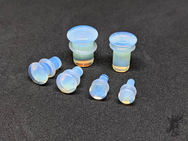 Opalite Glas-Plugs Single Flare Gestreckt Ohr Körper Schmuck | Paar von AustinPlugAndTunnel