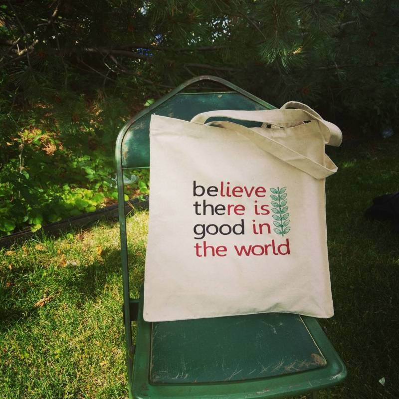 Handgemachte Handmadebe Die Gute Bestickte Leinwand Einkaufstasche von AuthenticEmbroidery