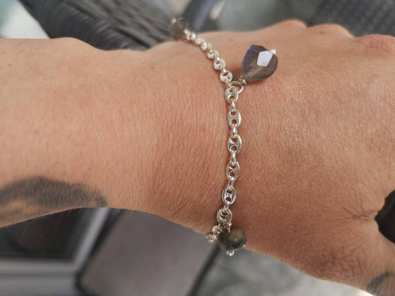Labradorite Bracelet, Calming Bracelet, Upgrade Your Jewelry Collection With Our Stunning Handmade Labradorite Silver 925 Bracelet von AuthierSusanne