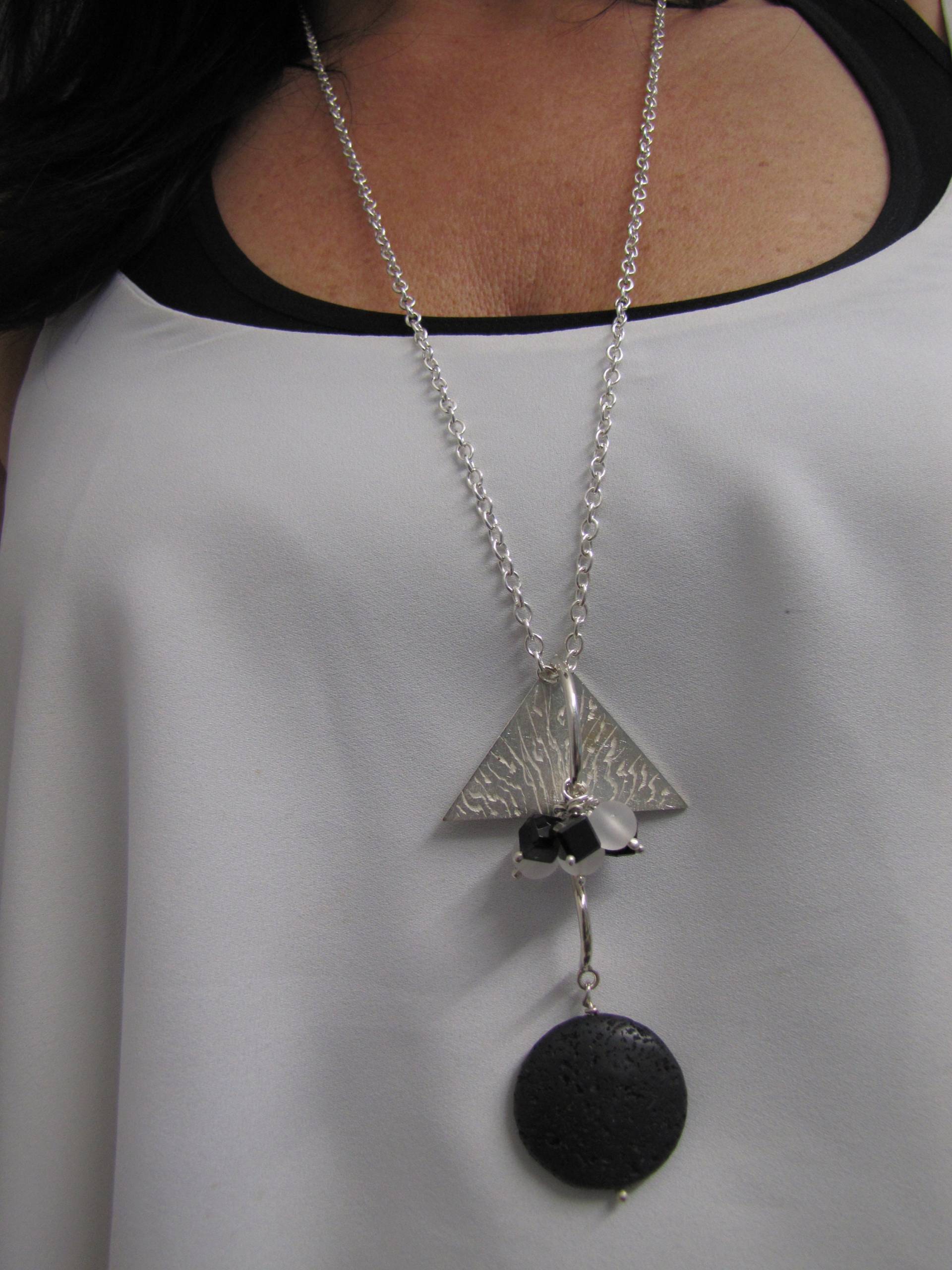 Lava Necklace, Triangle Necklace, 925 Sterling Silver Long Chain Necklace - A Must-Have For Your Jewelry Collection von AuthierSusanne