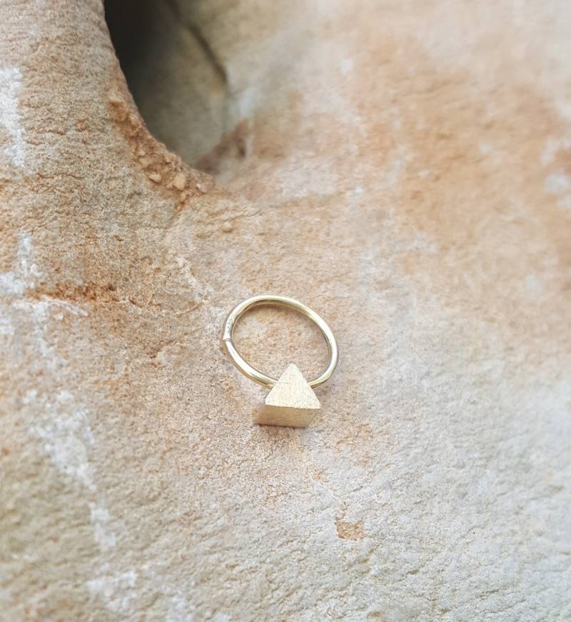 Septum Nose Ring, Gold Nose Ring, Add A Touch Of Elegance To Your Look With This Handcrafted Piercing" von AuthierSusanne