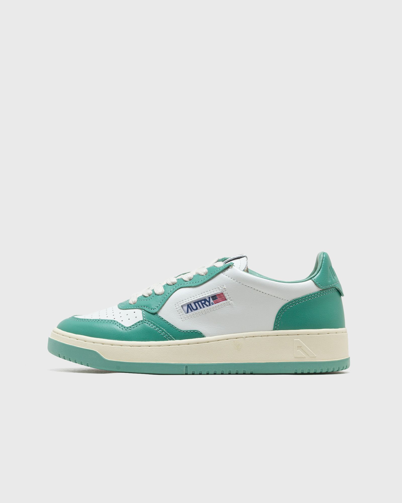 Autry Action Shoes WMNS MEDALIST LOW women Lowtop green|white in Größe:40 von Autry Action Shoes