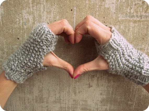 Fingerlose Handschuhe - Grau Kurze Damenhandschuhe Gestrickte Graue Fingerlose Handschuhe - Grau Kurze Damenhandschuhe Gestrickte Graue von AutumnAndAmber