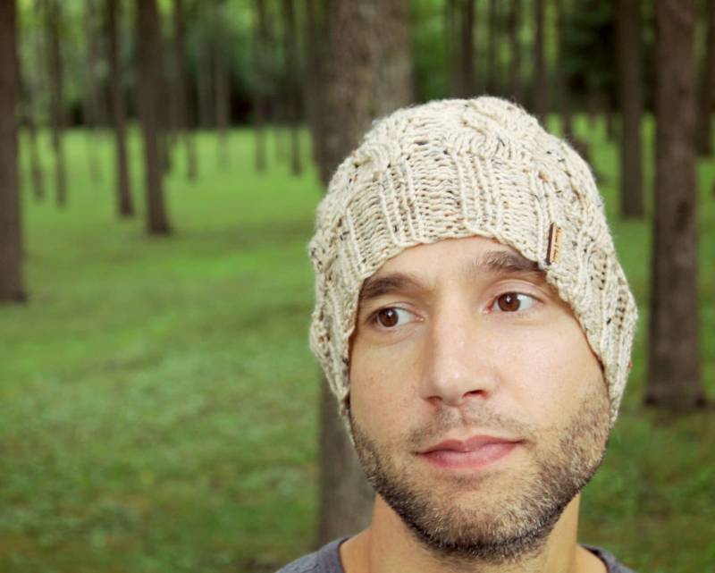 stricken Sie Mens Hut Beige Gestrickte Mann Mütze Unisex Tan Cap Womens Häkeln Schädel Hüte Handgemachte Accessoires Herbst Mode Jungs Wintermütze von AutumnAndAmber