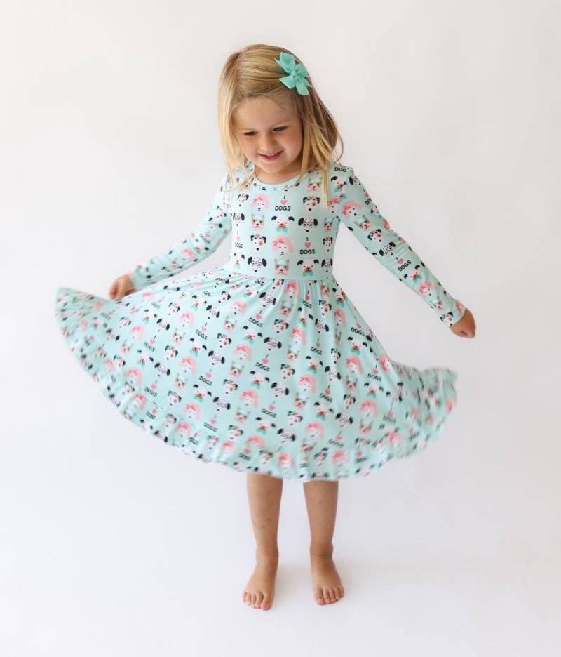 I Love Dogs Multicolor Bamboo Twirl Kleid Für Mädchen - Lange Ärmel, Rüschenkante Perfekt Hundeliebhaber Mädchenbekleidung Kleinkindbekleidung von AutumnMoonKids