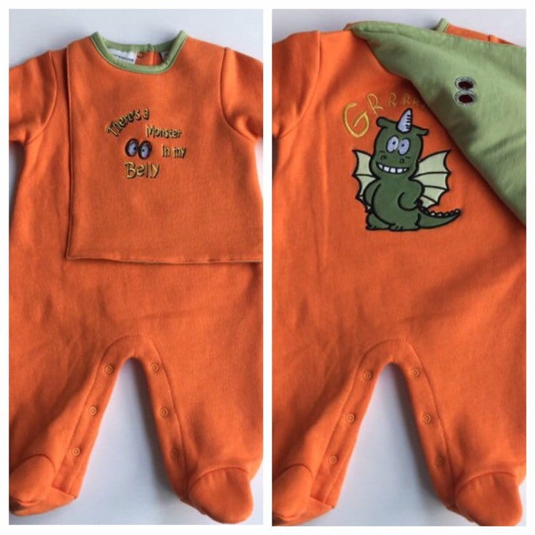 Größe 0-3 Monate Babys Erste Halloween Coveralls Mit Es Ist Ein Monster in Meinem Bauch Augenlöchern, Unter Klappe Glückliches Grünes von AutumnRoseArtVintage