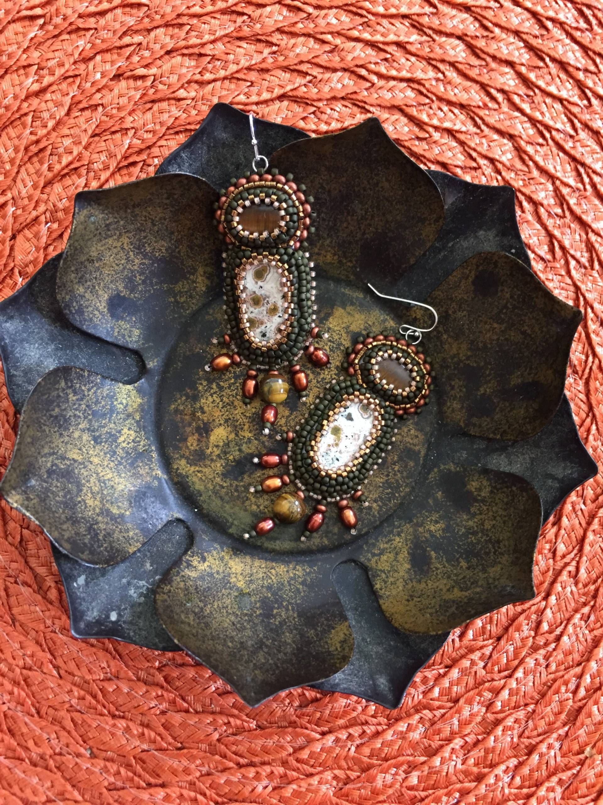 Goldene Stunde - Einzigartige Tigerauge & Ozean Jaspis Ohrringe Mit Perlen Akzenten | Handwerker Schmuck Goldene Stunde - Einzigartige Tigerauge & Ozean Jaspis Ohrringe Mit Perlen Akzenten | Handwerker Schmuck von AutumnSkyArts