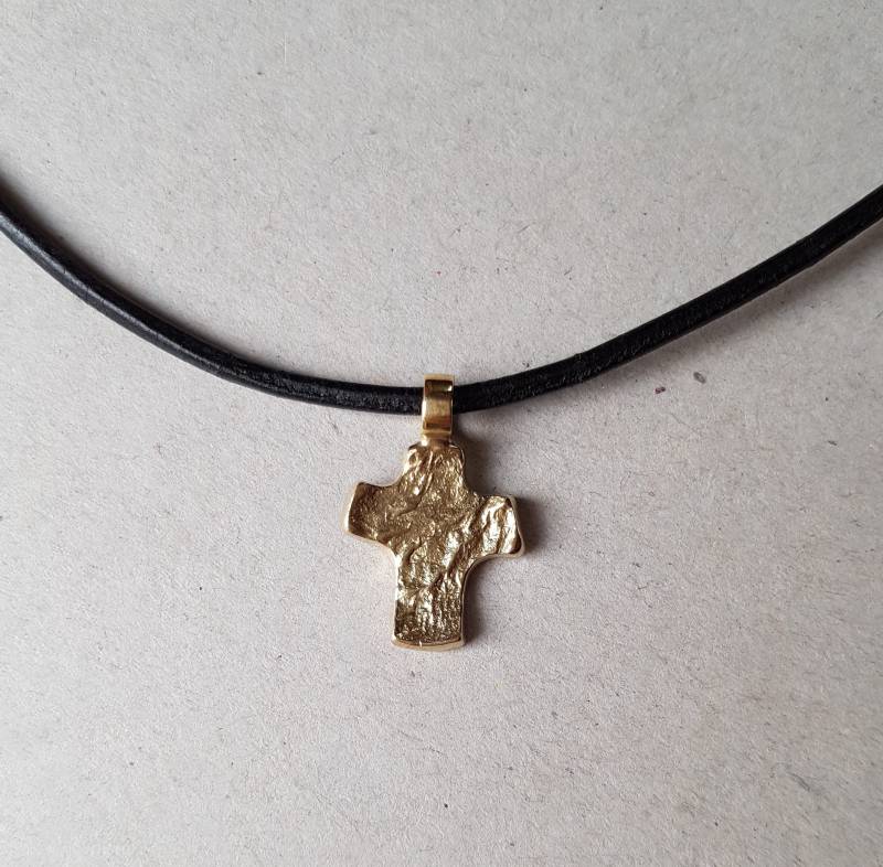 Goldanhänger Kreuz/ Goldanhänger/ Goldschmuck/ Ausgefallenes Kreuzanhänger von Auwaldschmiede
