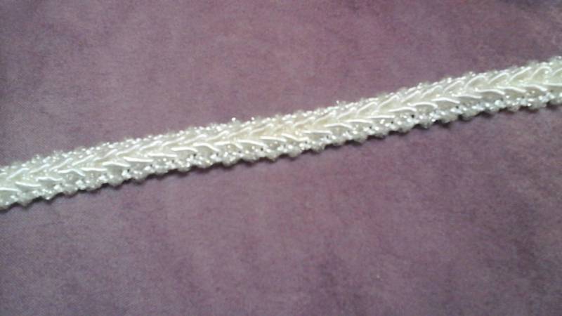 Kleiner Weißer Streifen Mit Einer Breite Von 1cm Aus Seide Und Waschbarer Sisal Meterverkauft Kleiner Weißer Streifen Mit Einer Breite Von 1cm Aus Seide Und Waschbarer Sisal Meterverkauft von AuxVieillesDentelles