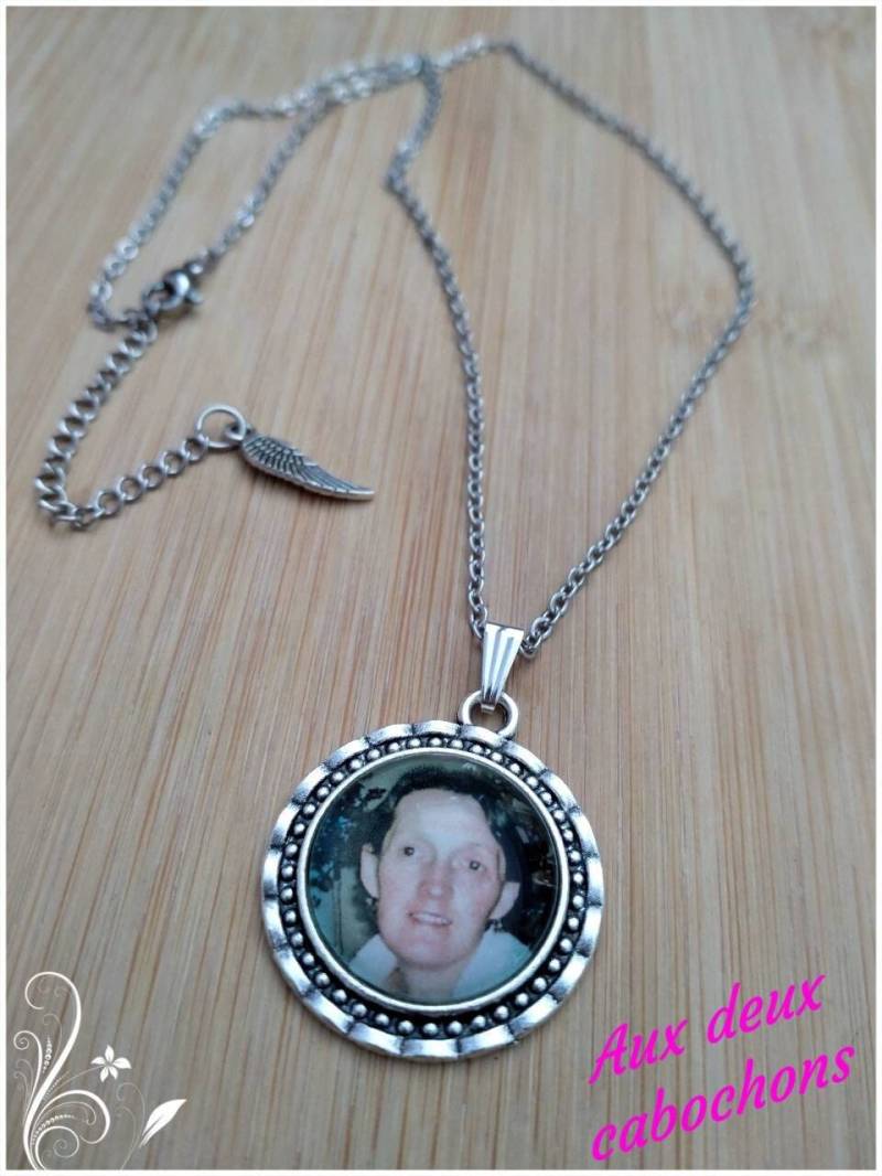 Andenken-Medaillon-Halskette - Ovaler Oder Runder Gedenkfoto-Anhänger Verstellbarer Silberner Tributschmuck von AuxdeuxcabochonsFR