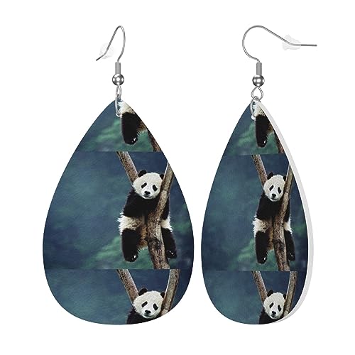 Leder-Ohrringe für Damen und Mädchen, Tropfenform, niedlicher Panda-Druck, leichte baumelnde Ohrringe, Schmuckgeschenk von AvImYa