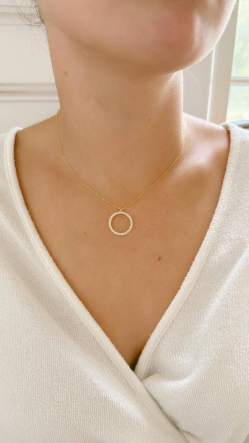 Zierliche Halskette, Zierliche Diamant-Halskette, Überlagerte Gold-Halskette, Gold-Kreis-Halskette, Geschenke Für Sie von AvaHopeDesigns