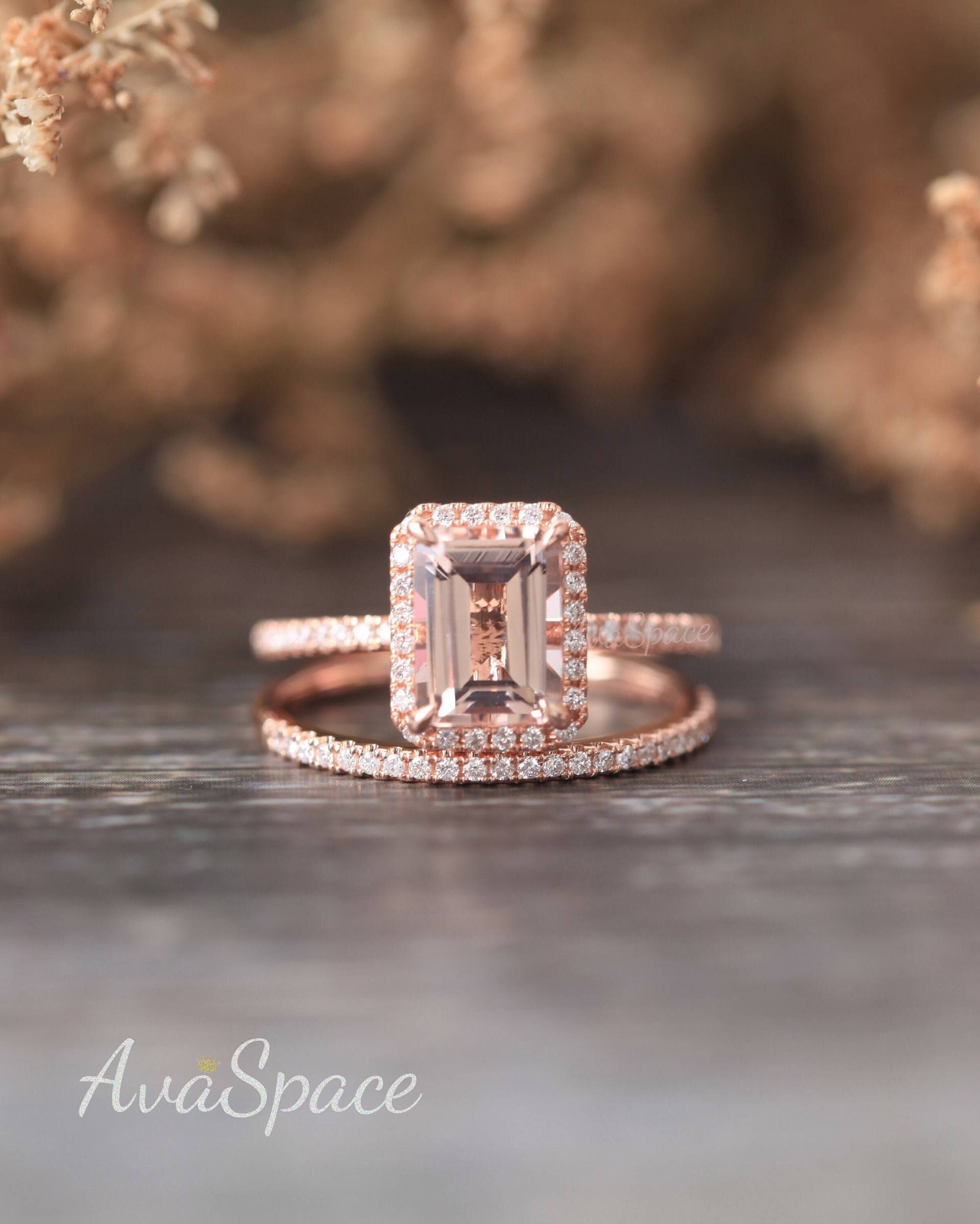 Morganit Verlobungsring Set Rosegold 1, 5Ct Smaragd Form Ring Unikat Diamant Ehering Art Deco von AvaSpace