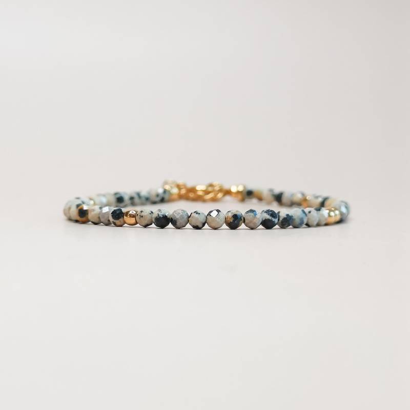 Ava & Imber | Funkelndes Dalmatiner-Jaspis-Armband Beiges Edelsteinarmband Facettierte Edelsteine Dezentes Perlenarmband Ava & Imber | Funkelndes Dalmatiner-Jaspis-Armband Beiges Edelsteinarmband Facettierte Edelsteine Dezentes Perlenarmband von AvaandImber