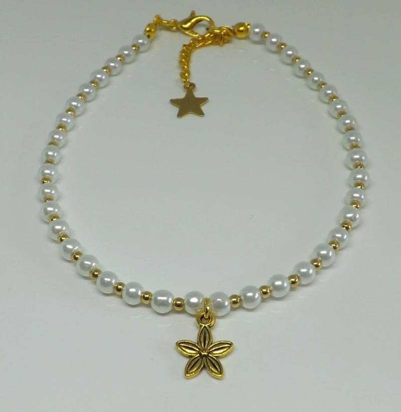 Glass Pearl Beaded Anklet Boho Flower Charm Beach von AvalonSunsetDesigns