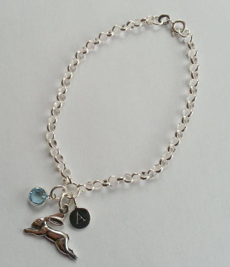 sterling Silber Personalisierte Springenden Hasen Initial Birthstone Hase Armband von AvalonSunsetDesigns
