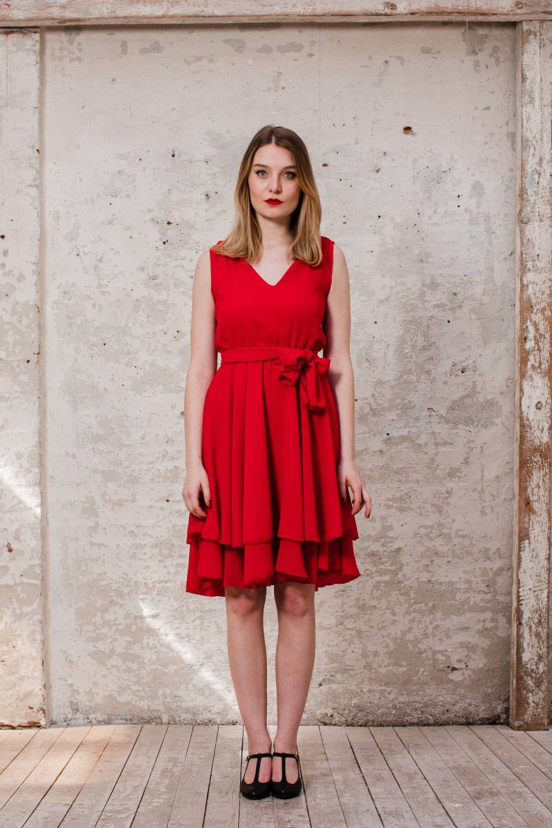 Crepèkleid "Lady Danger" Rot Mit Tellerrock von AveevABoutique