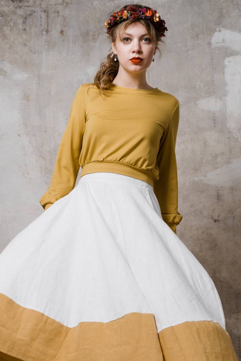 Croptop "Malou" | Senfgelben Viskosejersey von AveevABoutique