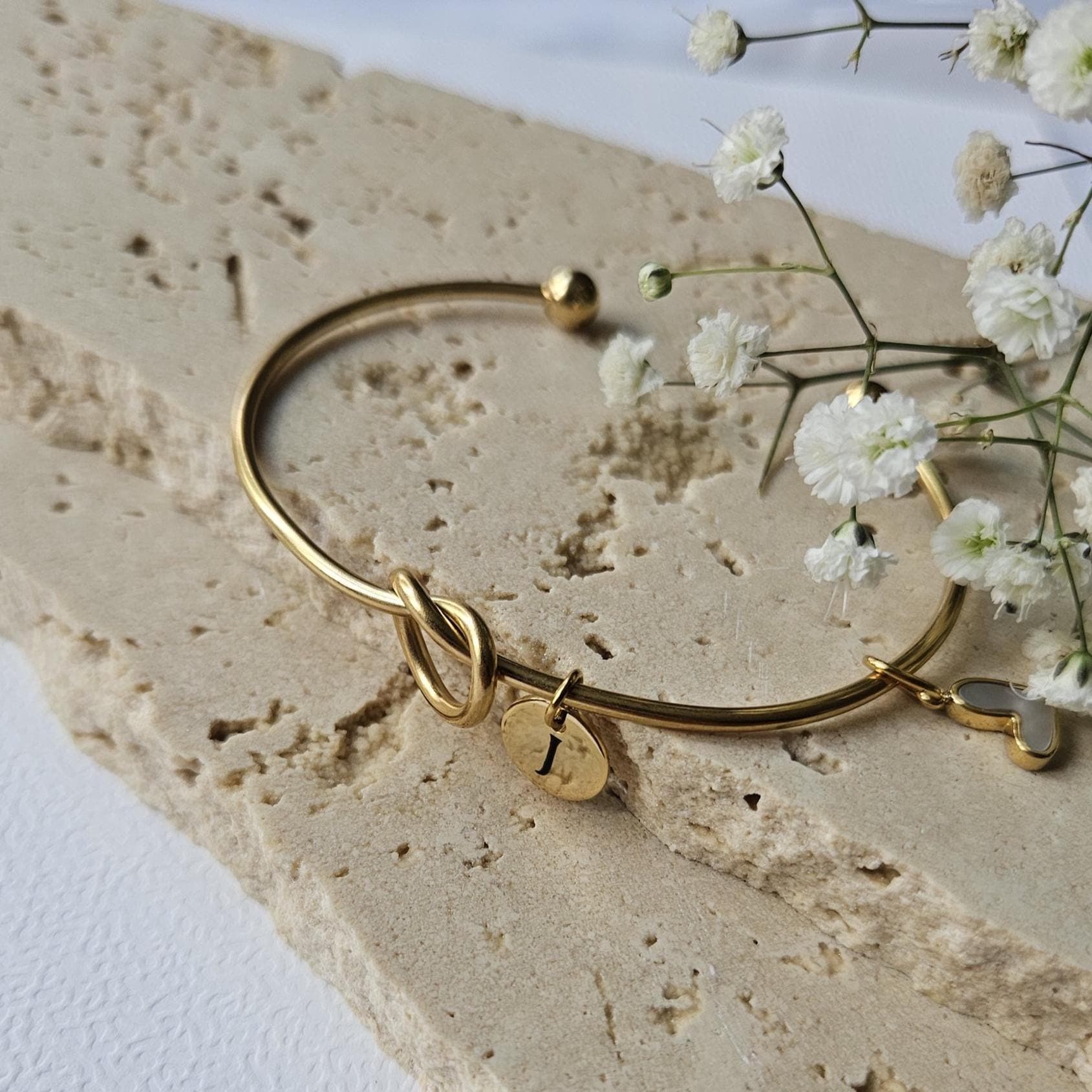 Initialen Armband - 18K Edelstahl | Wählbar Mit Herz & Bis Zu 4 Buchstaben Personalisiert Geschenkidee Für Mama -Freundin Initialen Armband - 18K Edelstahl | Wählbar Mit Herz & Bis Zu 4 Buchstaben Personalisiert Geschenkidee Für Mama -Freundin von AvellineJewelry