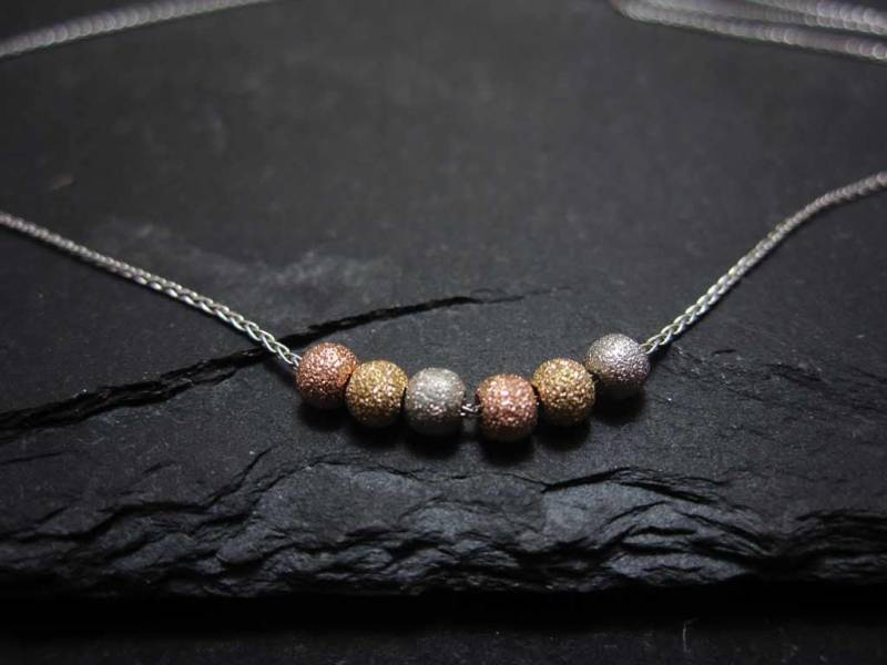 Massive 14K Gold Halskette | 3-Farbige Massiv Gelb, Weiß Und Rose Perlen von AverieJewelry