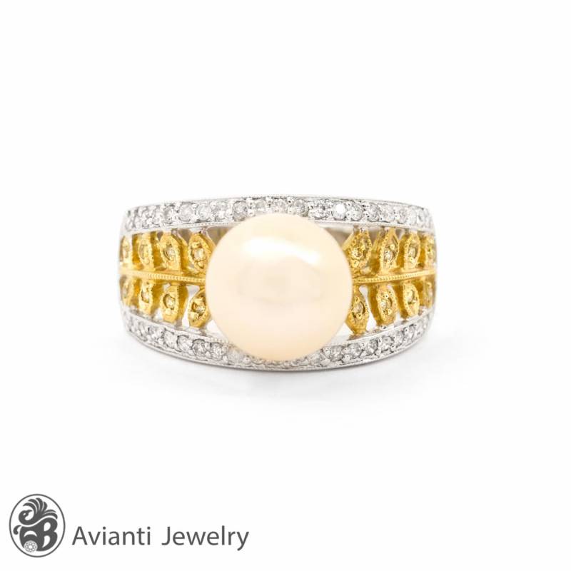Zuchtperlenring 18K Gelb - & Weißgoldblattring Mit Diamanten von AviantiJewelry