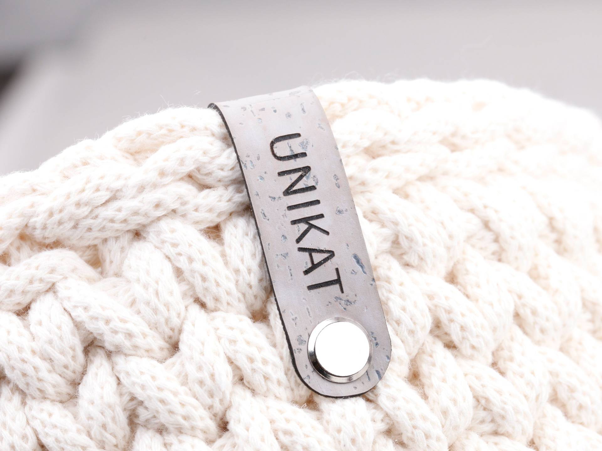 Label Für Häkelkorb, Knicklabel Mit Schraube, Kunstleder Labels Chicago Screws, Schraubniete, Lederlabels "Unikat" Niete von AvieArt