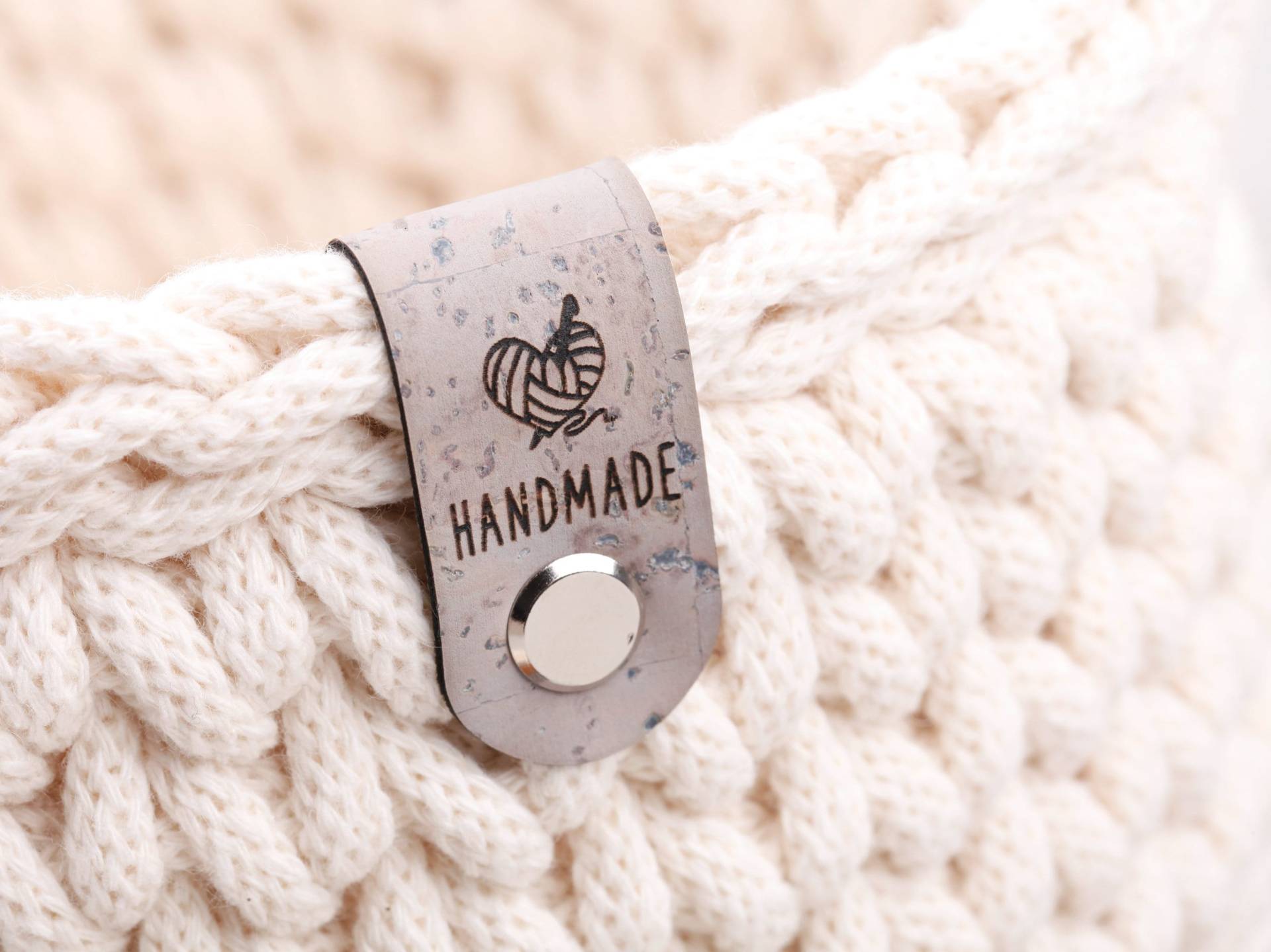 Lederlabel Für Körbe, Kunstleder Labels Mit Chicago Screws, Label Schraubniete, Knicklabel Langen Schrauben, Handmade Herz von AvieArt