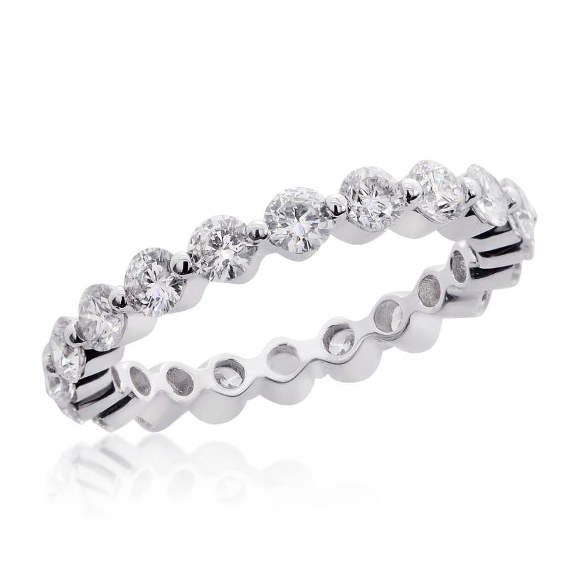 18K Weißgold Dünnes Rundes Diamant Eternity Ehering | 2.05 Tcw G Si-2 von AvitalandCoJewelry