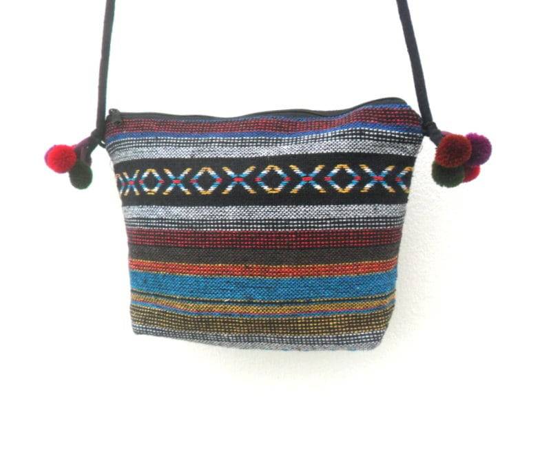 Ethno Tasche Boho Crossbody Bag Messenger Handgemachte Kunsttasche Geldbörse Multicolor Hippie Hobo Geschenk Pom Ethno Tasche Boho Crossbody Bag Messenger Handgemachte Kunsttasche Geldbörse Multicolor Hippie Hobo Geschenk Pom von Avivahandmade