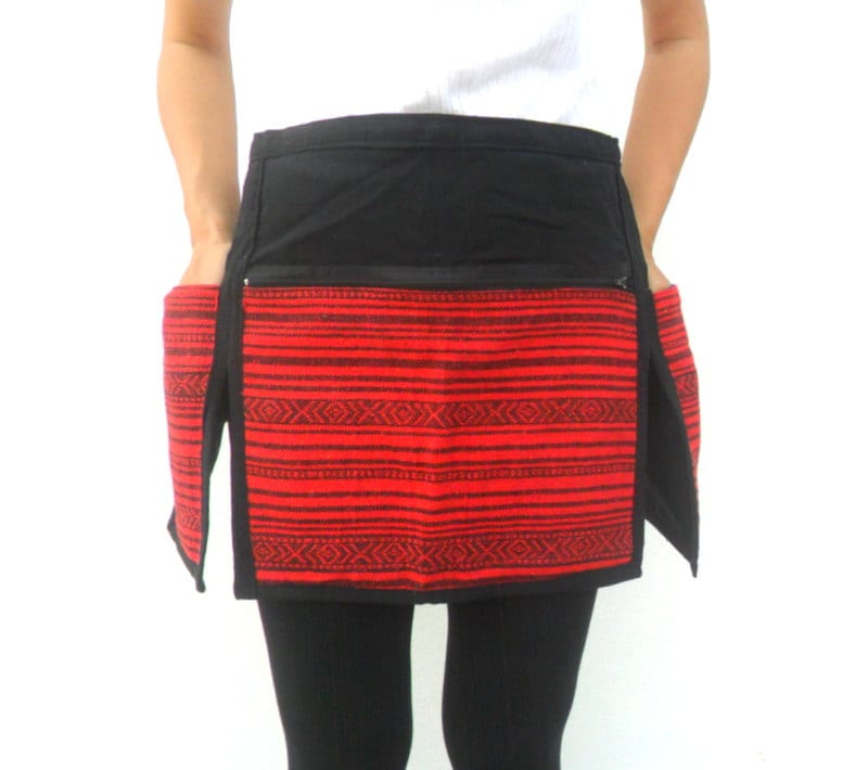 Halbe Taille Schürze Kellnerin Mit Tasche Bestickt Unisex Barbe Barbier Schwarz Rot Handgemachte Restaurant, Kochen von Avivahandmade