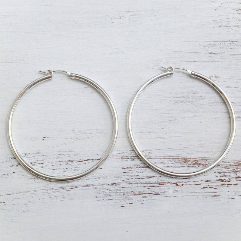 sterling Silber Creolen, Große Reifen, Zierliche Draht Reifen von Avnis