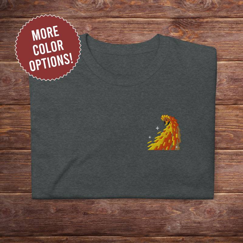 Kulve Taroth Inspired T-Shirt Embroidery | Monster Hunter Merch Unisex Shirt von AvoDeeX