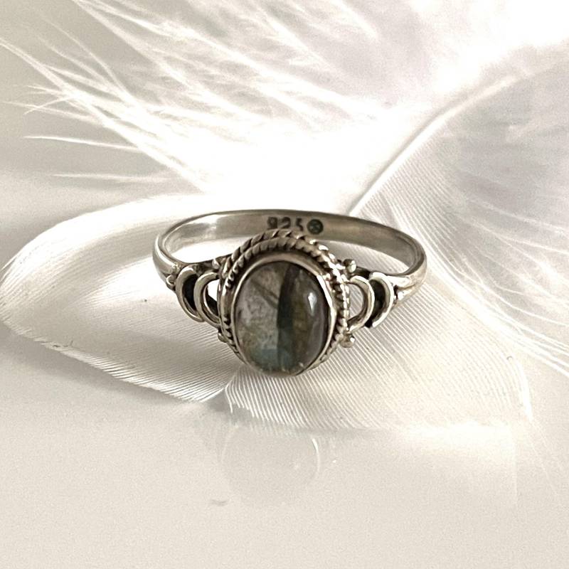 925 Gegen Den Strom Ring Natürlicher Labradorit Silberring Filigraner Moderner Steinring Unikat Für Damen Edelsteinring Sie von AvoMirakII