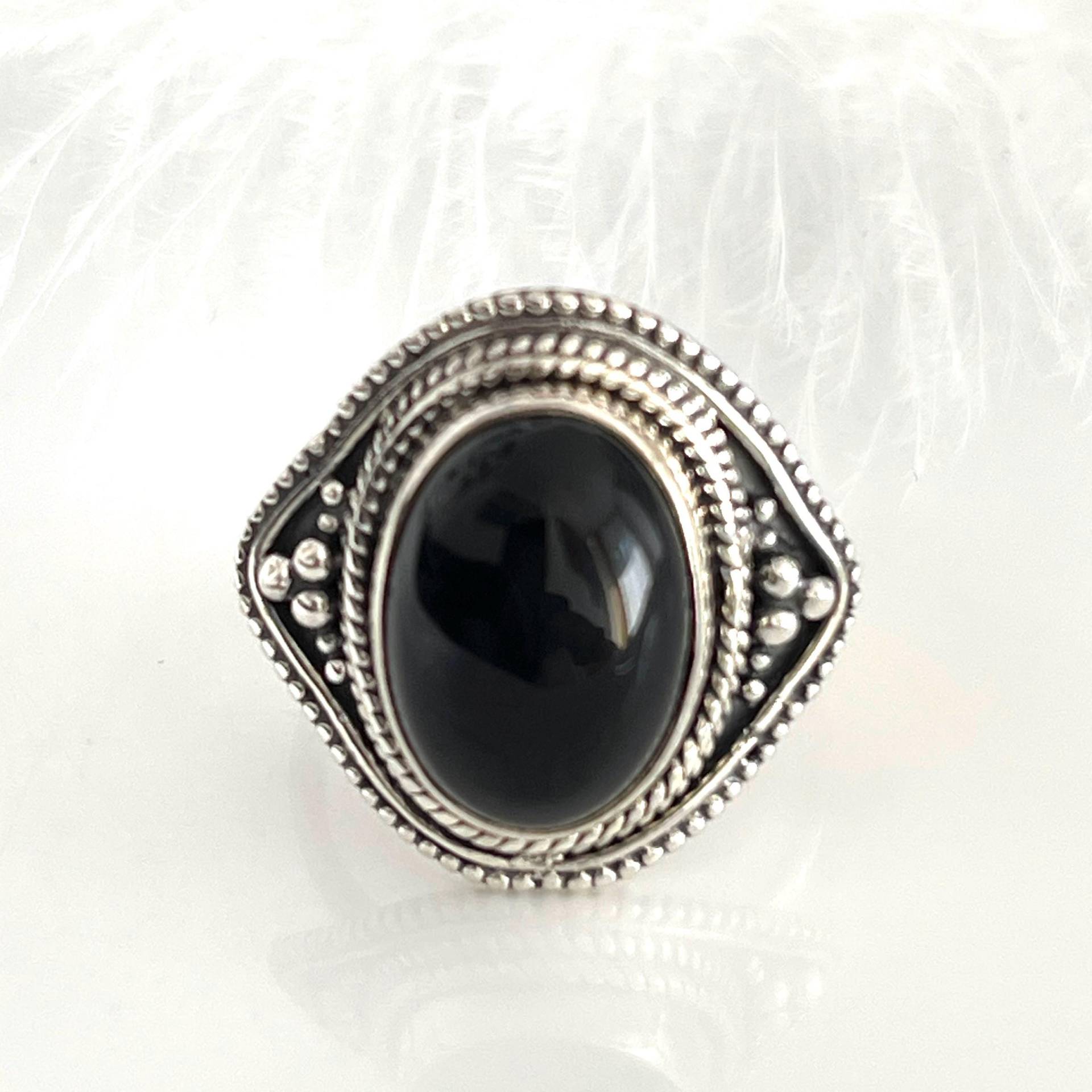 925 Gegen Den Strom Ring Onyx Silberring Filigraner Moderner Edelsteinring in Größe 55 Damenring von AvoMirakII