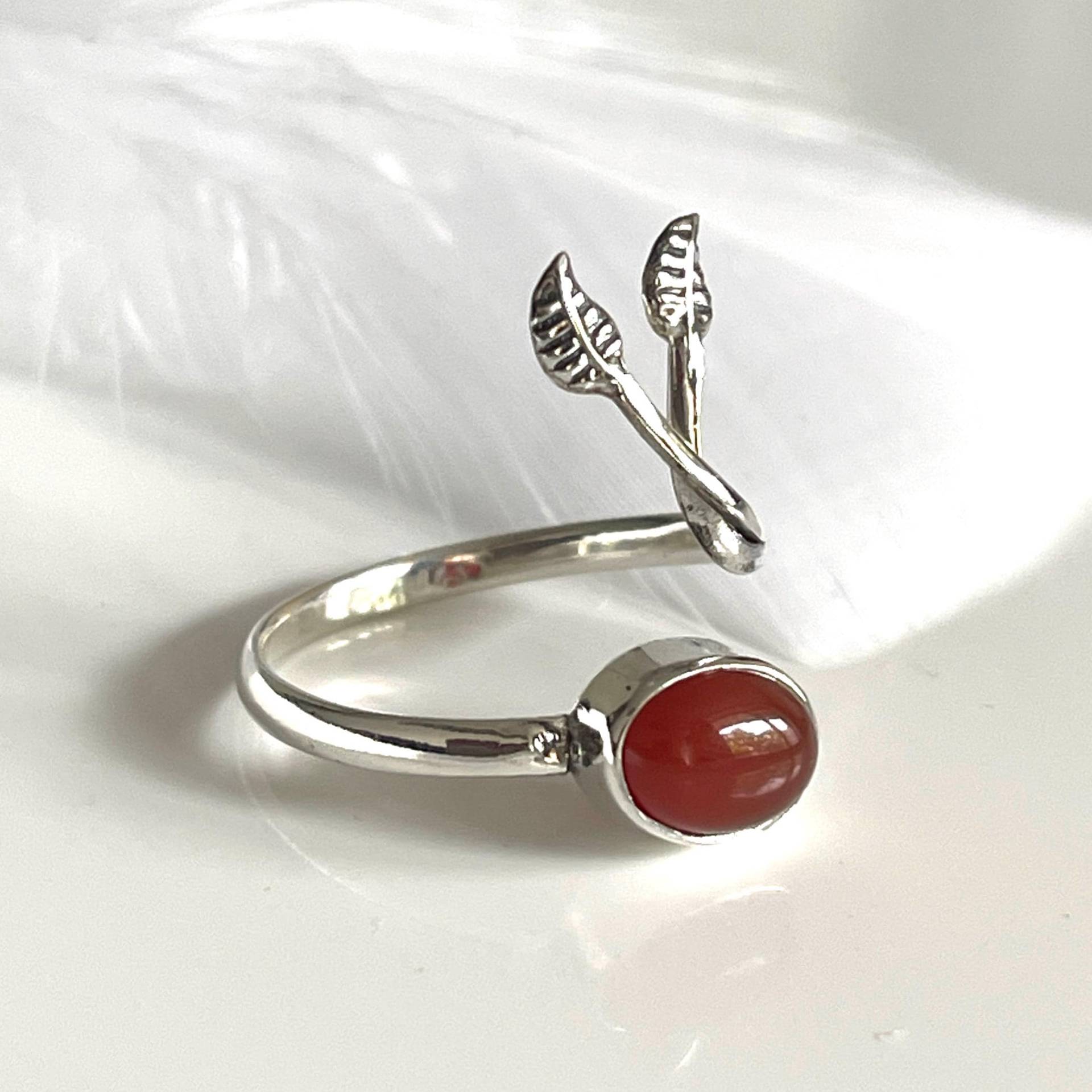 925 Offener Verstellbarer Karneol Silberring Filigraner Damenring Silber Echter Schmuck Modernist Ring Weihnachtsgeschenk 925 Offener Verstellbarer Karneol Silberring Filigraner Damenring Silber Echter Schmuck Modernist Ring Weihnachtsgeschenk von AvoMirakII