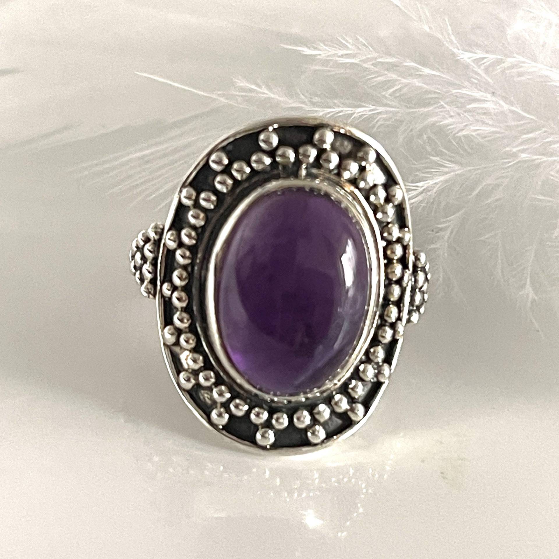 925 Silberring Mit Amethyst Massiv Edelstein Ring in Größe 60 Damenring 925 Silberring Mit Amethyst Massiv Edelstein Ring in Größe 60 Damenring von AvoMirakII