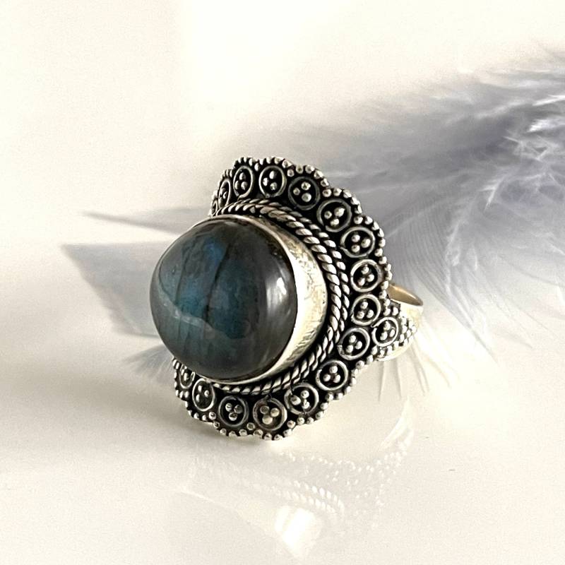 Breiter 925 Silber Ring Für Damen Großer Labradorit Vintage Filigraner Silberring Retro Hochwertiger Designer von AvoMirakII