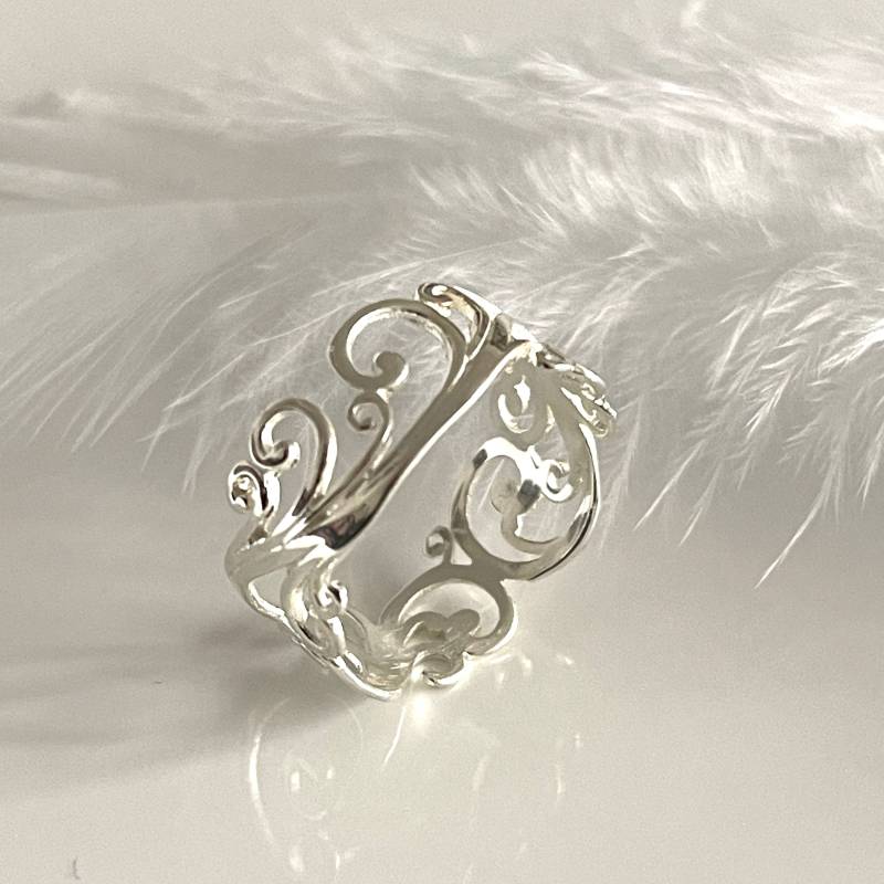 Breiter Ornament Silberring 925 Silber Ring Ohne Stein Filigree Design Statement Schmuck Für Damen von AvoMirakII