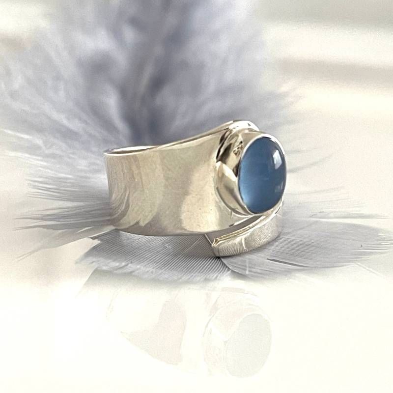 Echter Chalcedon Ring Verstellbarer 925 Silber Ring Himmelblau Edelstein Statement Stein Für Jede Größe Damenring von AvoMirakII