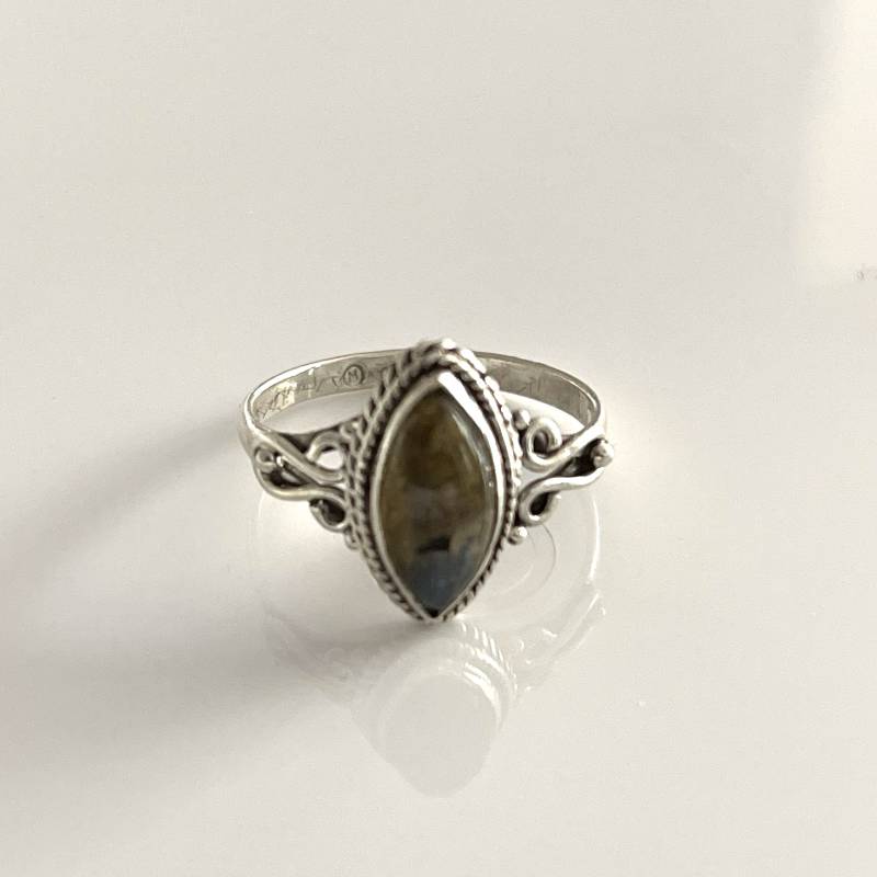 Gegen Den Strom Labradorit Silberring Mit Echtem Stein 925 Silber Ring Größe 57 Unikat Boho Moderner von AvoMirakII