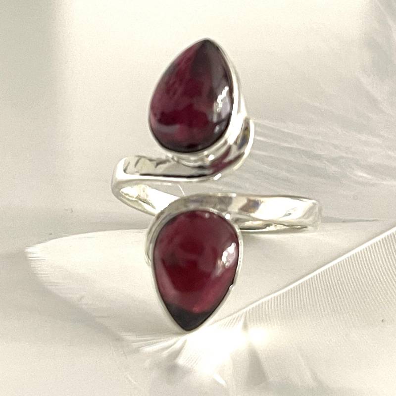 Gegen Den Strom Ring 925 Offener Granat Silberring Massiv Verstellbarer 2 Steine Edelsteinring Damenring Gegen Den Strom Ring 925 Offener Granat Silberring Massiv Verstellbarer 2 Steine Edelsteinring Damenring von AvoMirakII