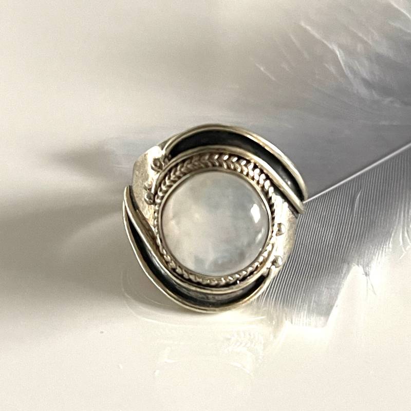Gegen Den Strom Ring 925 Silber Breiter Mondstein Silberring Größe 59 Retro Eleganter Echter Statement Damenring Herrenring von AvoMirakII