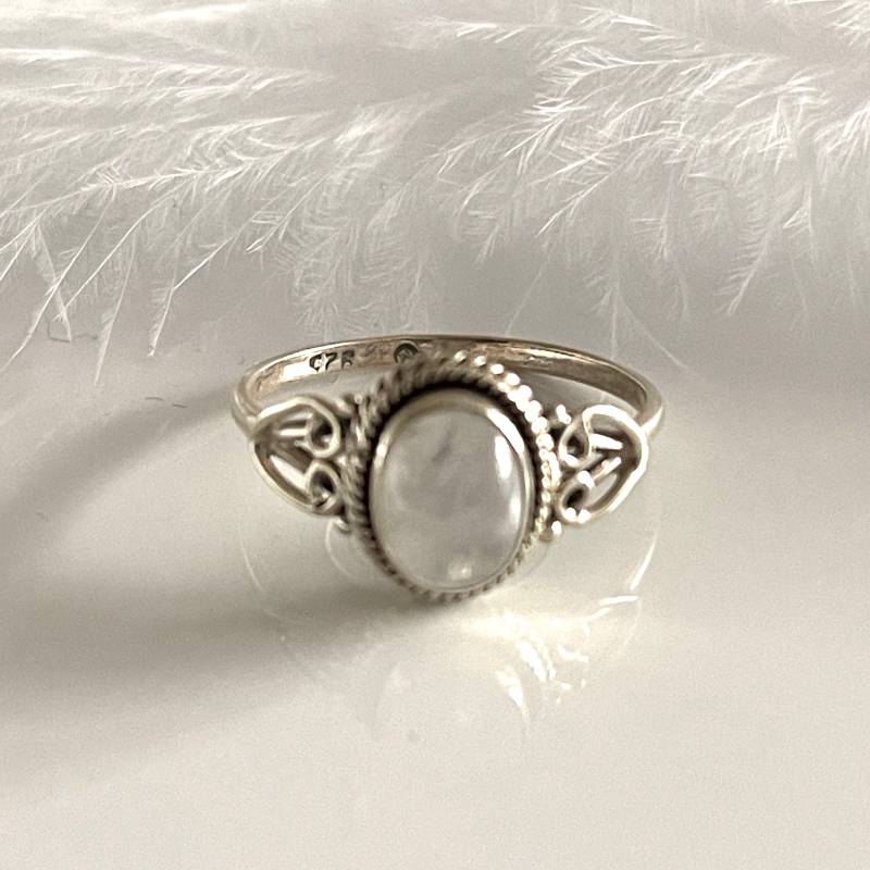 Mondstein 925 Silberring Größe 57 Zierlicher Edelsteinring Echtschmuck Verlobungsring Für Sie von AvoMirakII