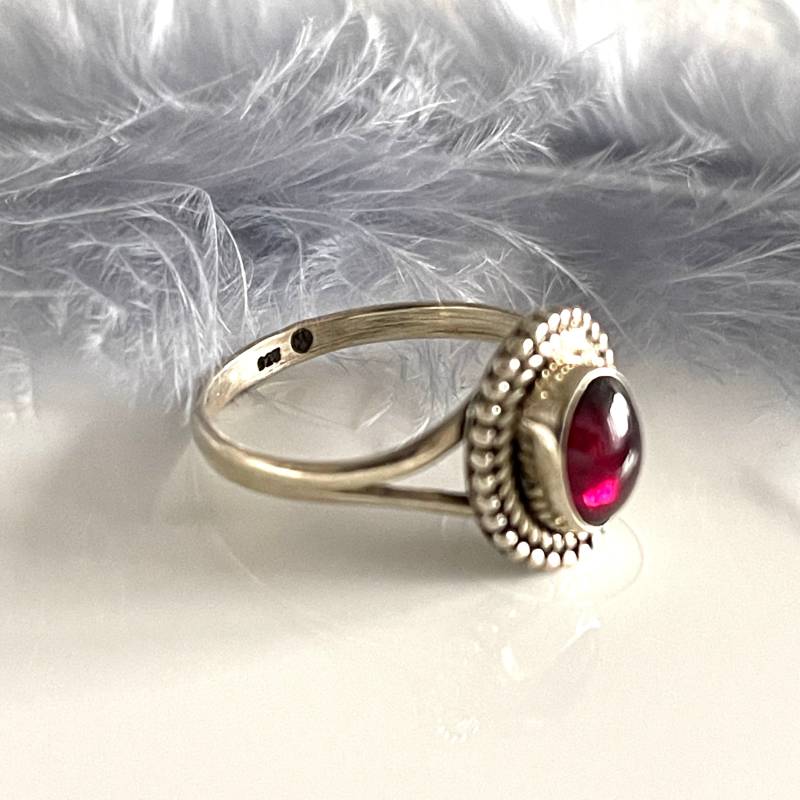 Natürlicher Granat 925 Silberring in Größe 58 Moderner Ring Mit Edelstein Ausgefallene Ringe Damen Silber von AvoMirakII
