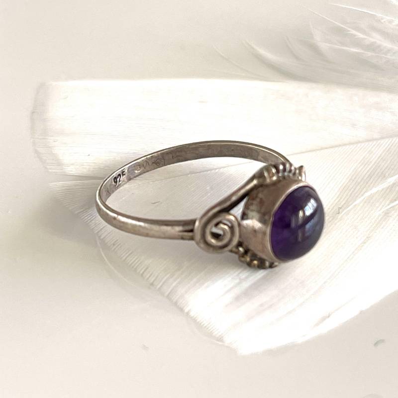925 Gegen Den Strom Ring Amethyst Silberring Größe 55 Und 56 Edelsteinring Filigraner Solitärring Damenring Geschenk Für Sie von AvoMirakII