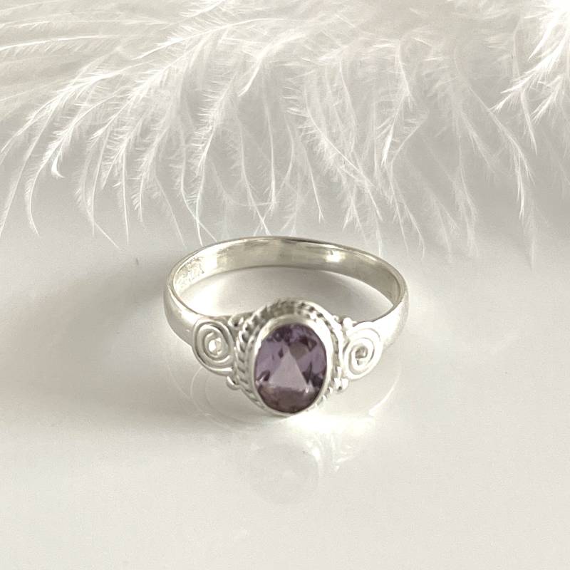 Verlobungsring Amethyst Ring Größe 55 Echter 925 Silber Ring Zierlicher Filigraner Edelsteinring Für Frauen von AvoMirakII