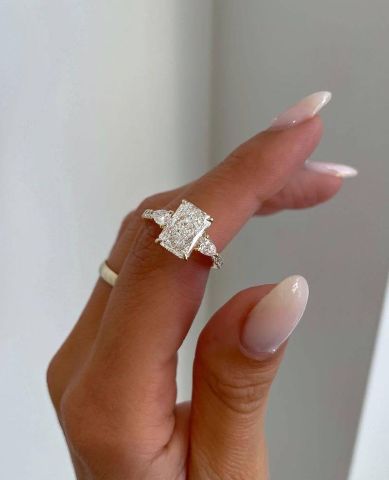 strahlende 3.0Tcw Labor Gewachsener Diamant Kathedrale Pave Versteckter Heiligenschein Verlobungsring Ehering Diamantring Für Ihren Jubiläumsring von AvxyJewels