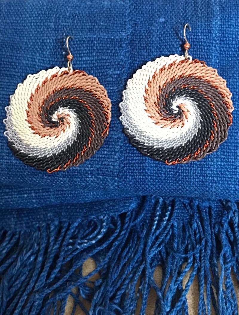 Telefon Draht Ohrringe, Fair Trade Schmuck Telefon Draht Ohrringe, Fair Trade Schmuck von Awanya