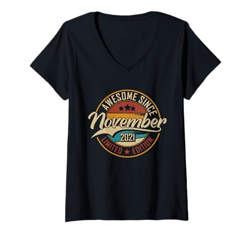Damen Fantastisch Seit November 2021 | 4 Jahre alt | 4. Geburtstag T-Shirt mit V-Ausschnitt Damen Fantastisch Seit November 2021 | 4 Jahre alt | 4. Geburtstag T-Shirt mit V-Ausschnitt von Awesome Retro Birthday Outfits in November